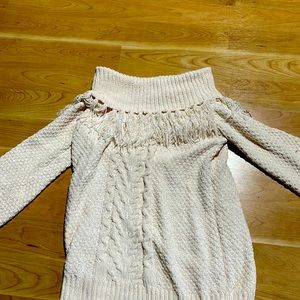 Velvet fringed super soft sweater